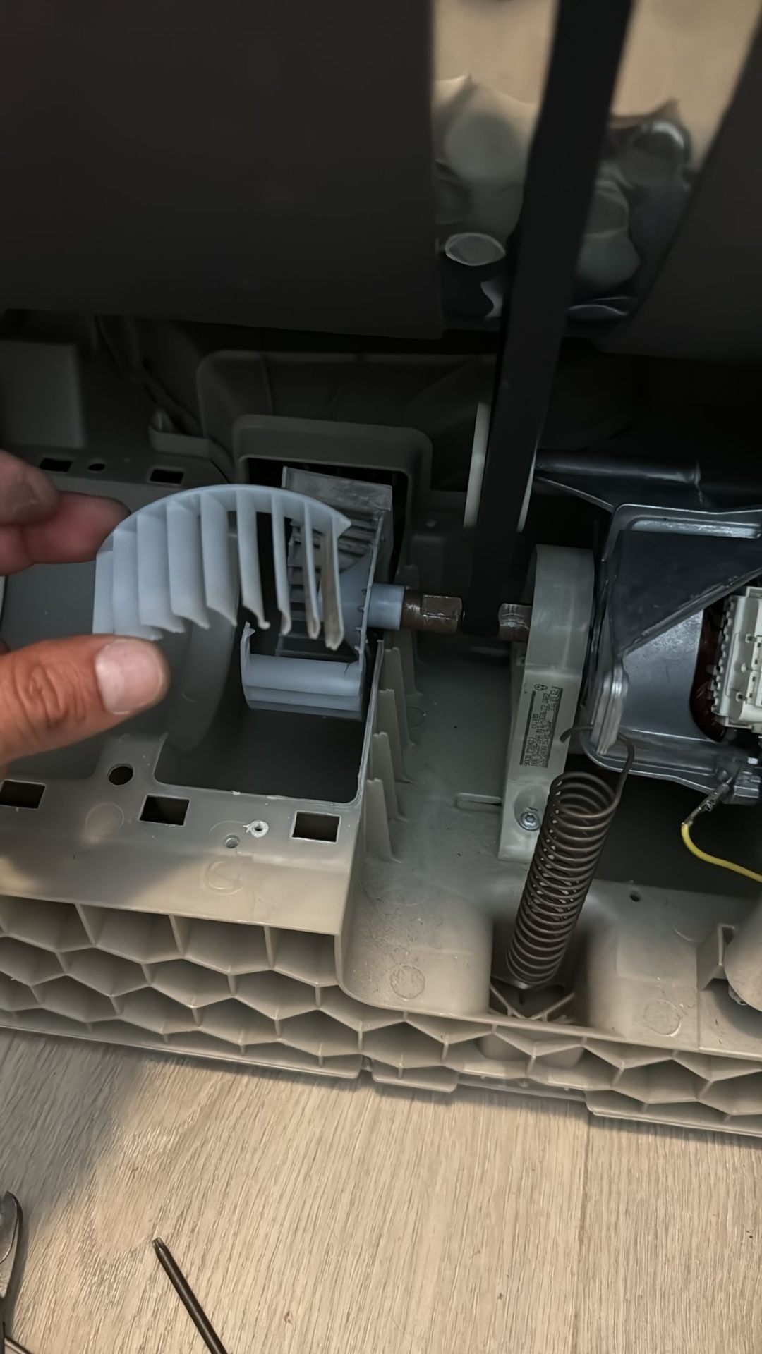 Reparatie van ventilator in wasdroger